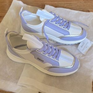 Bally lace up Sneaker *new*